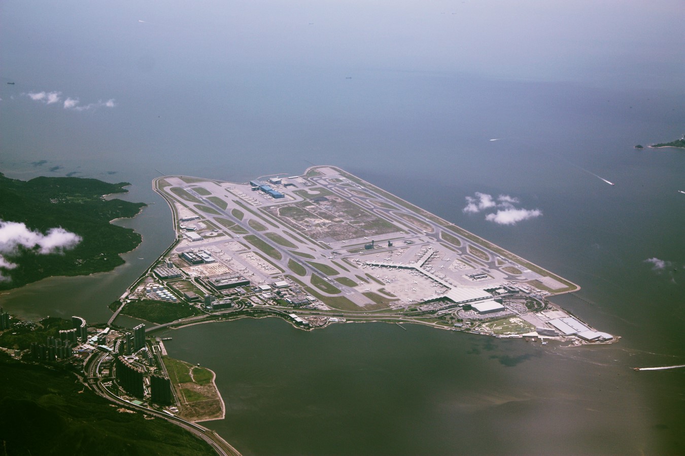 Hong Kong International Airport by Foster+Partners- most ambitious construction of the modern times - Sheet2